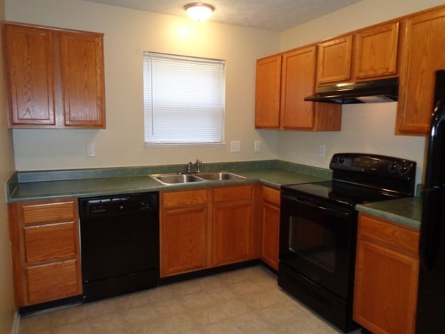 Foto del edificio - 1119 Spring Meadow Ct