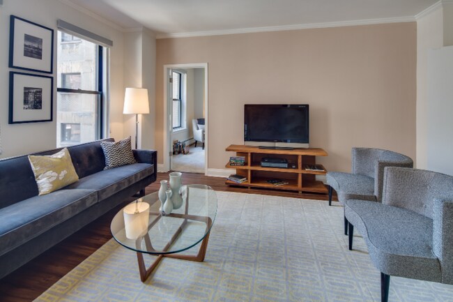 Foto del edificio - 200 E Chestnut St