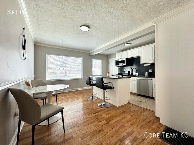 Foto del edificio - 4511 Roanoke Pkwy