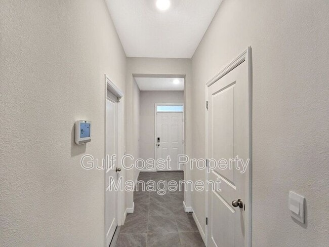 Foto del edificio - 17688 Crescent Moon Lp