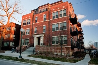 Building Photo - 451 W Wilson St
