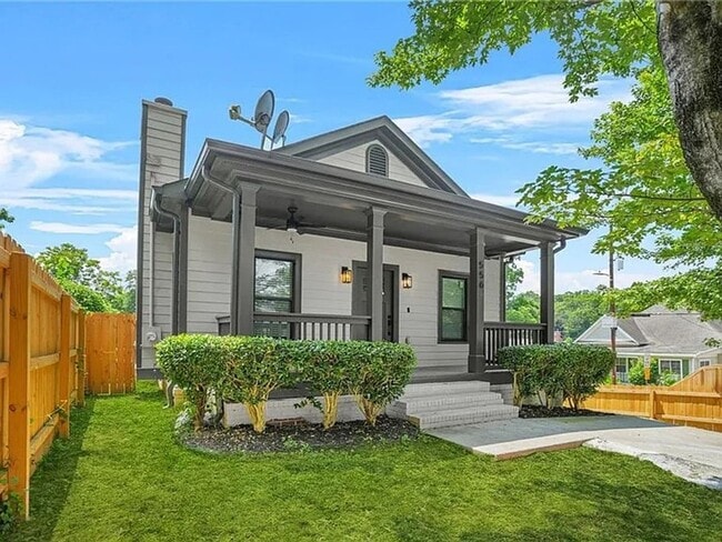 Photo - Stylish 4bd/2ba Renovated Rental with Fenced Yard in Growing Westside Neighborhood House