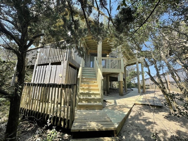 Building Photo - 42091 Ocean Dune Lp