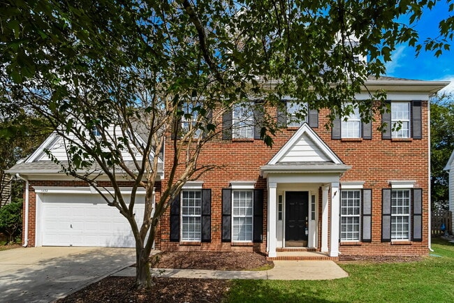 Building Photo - 1432 Lockhart Pl NW