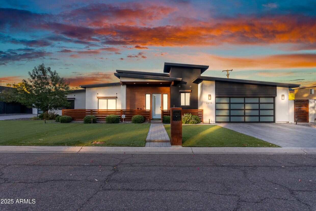 Foto principal - 2215 N 38th Way