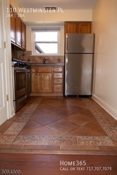 Foto del edificio - Prime Location 1 Bedroom Unit!!!