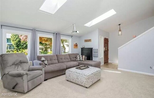 Building Photo - 3 br, 2.5 bath House - 5217 SW 326th St