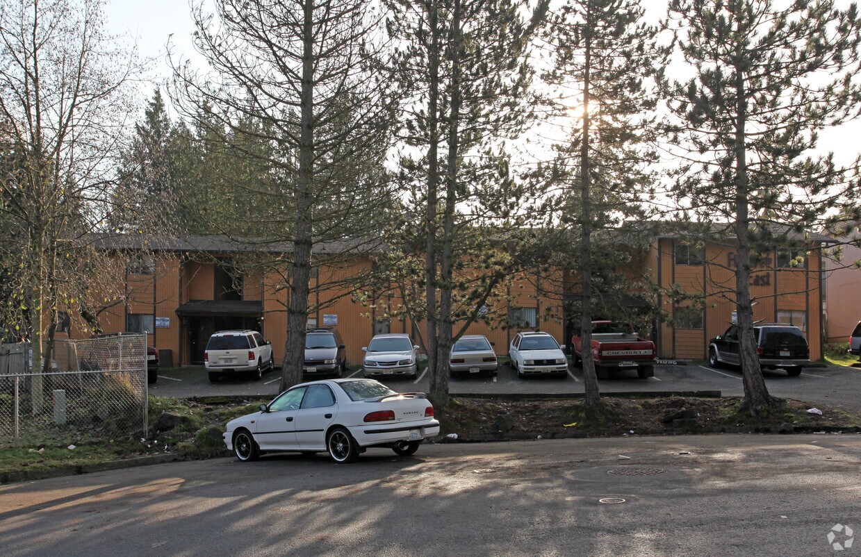 Building Photo - Firetree East Apartments