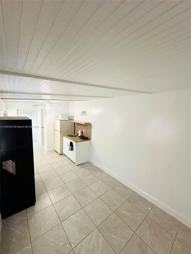 Building Photo - 26750 SW 125th Ave