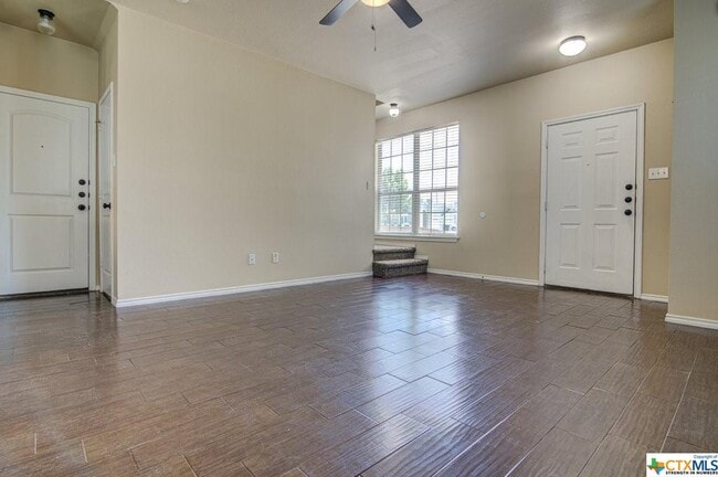 Building Photo - 1153 Brown Rock Dr
