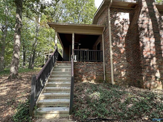 Building Photo - 3011 Woodlawn Dr SW