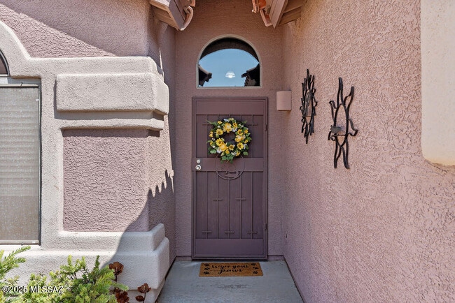 Building Photo - 7659 N Hemingway Pl