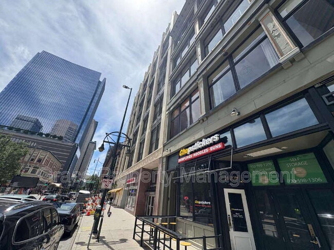 Building Photo - 1617 California St