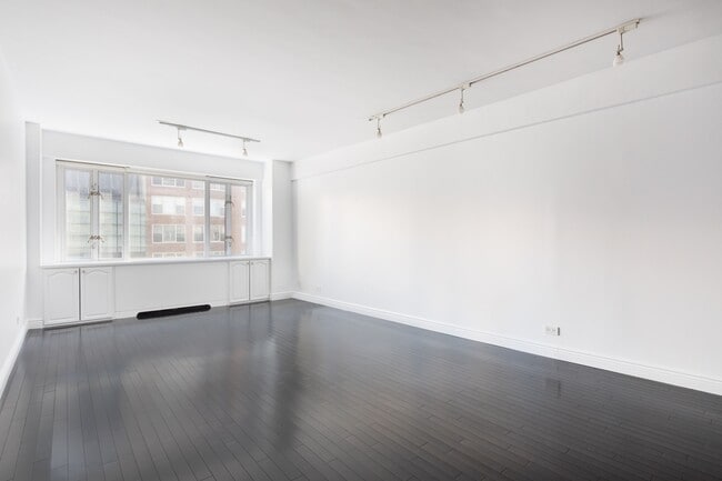 Photo - 166 E 63rd St Apartment