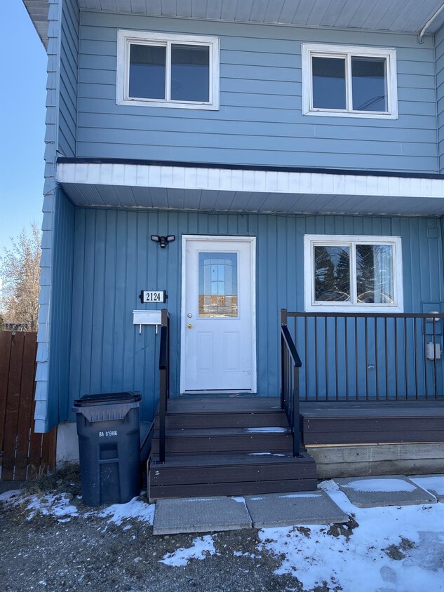 Primary Photo - 2128-2128 Quince St