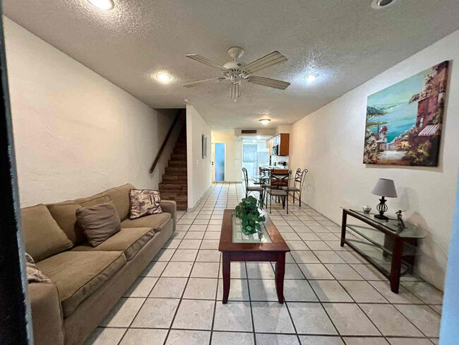 Building Photo - 715 SW 75th St