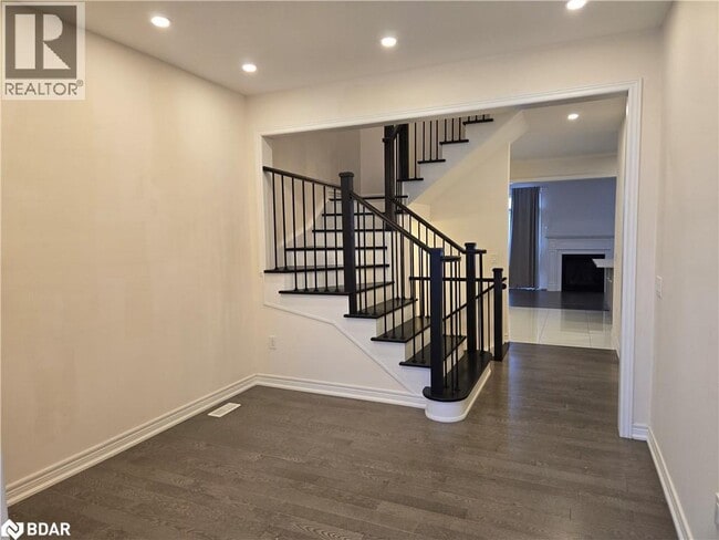 Building Photo - 8 Beasley Grove