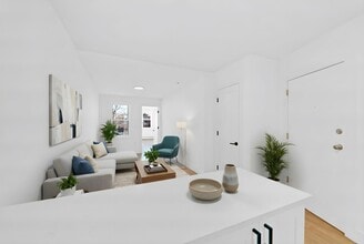 Building Photo - 104 Jefferson St