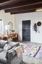 Building Photo - 2845 Agua Fria St