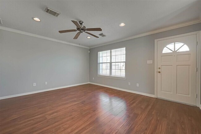 Foto del edificio - 3508 Garrow St