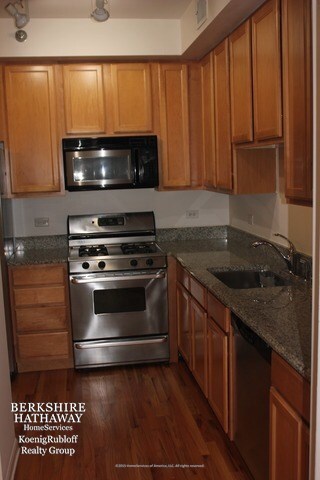 Foto del edificio - 3232 N Halsted St