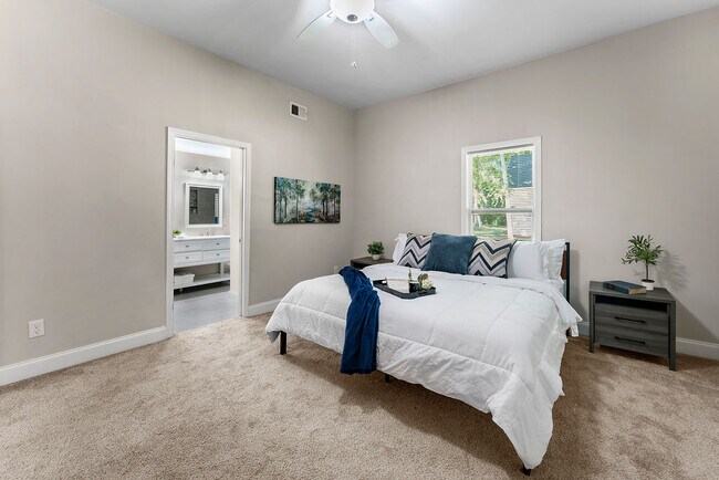 Foto del edificio - 6136 Hopkins St NE