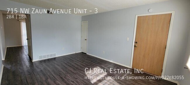 Building Photo - 715 NW Zaun Ave