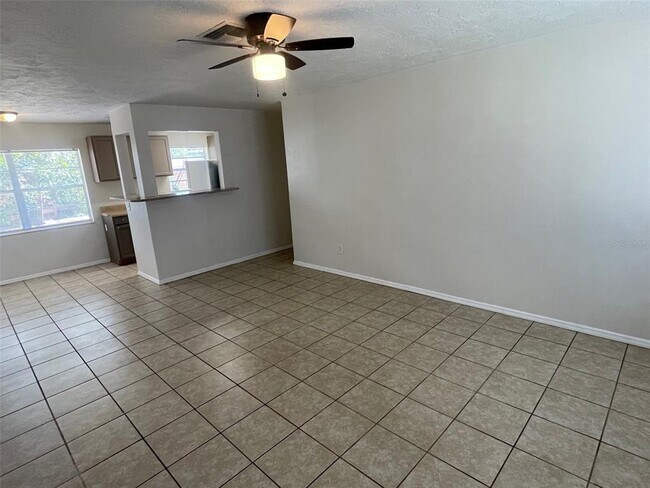 Foto del edificio - 6411 26th St W