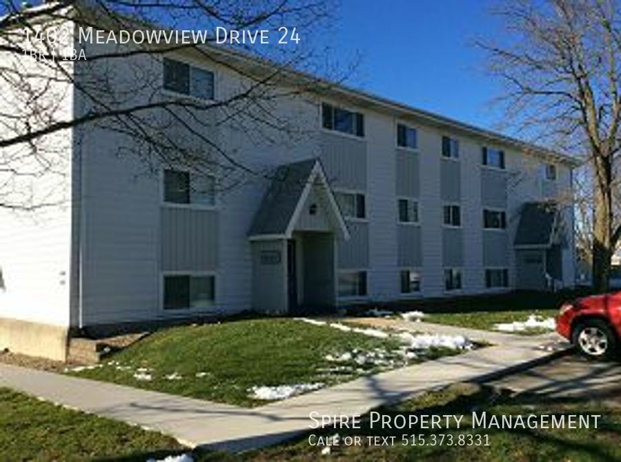 Primary Photo - Large one bedroom with garage included!!