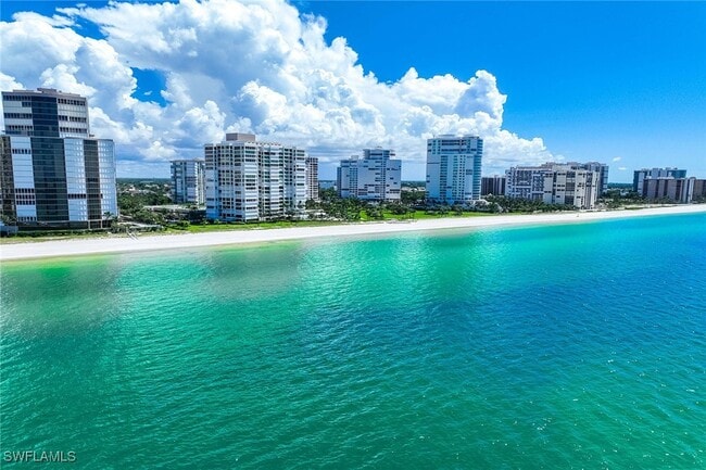 Foto del edificio - 4401 Gulf Shore Blvd N