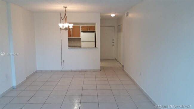 Building Photo - 16950 W Dixie Hwy