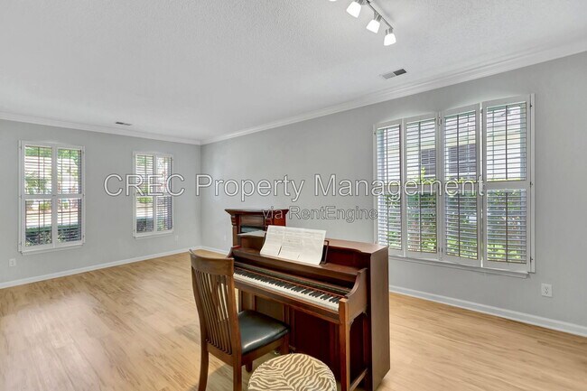 Foto del edificio - 3282 Heathland Way