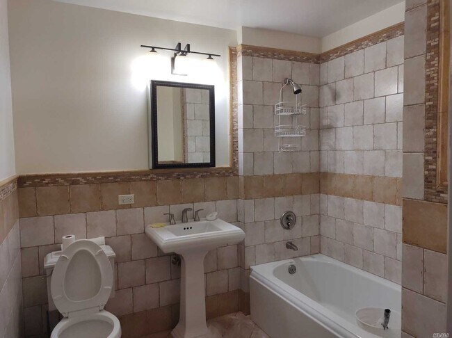 Foto del edificio - 18-19 Linden St