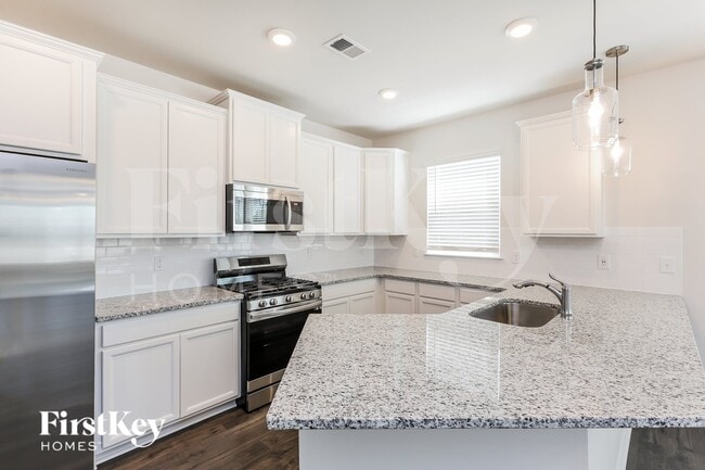 Building Photo - 611 Goldburn Wy