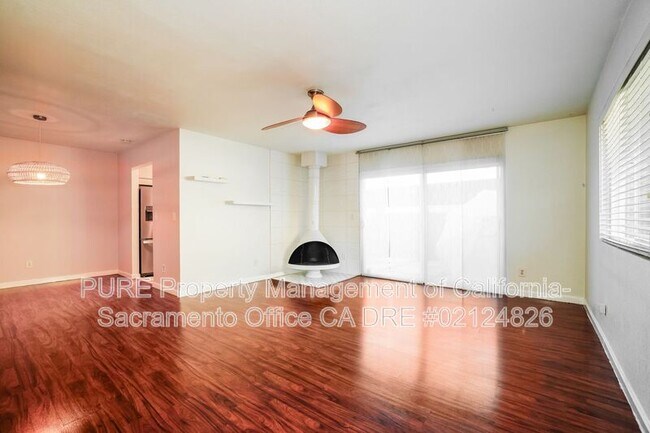 Foto del edificio - 2153 Cottage Way