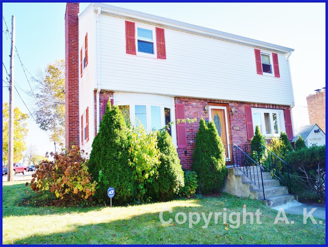 195 Chapman St, Watertown, MA 02472 House Rental in Watertown, MA