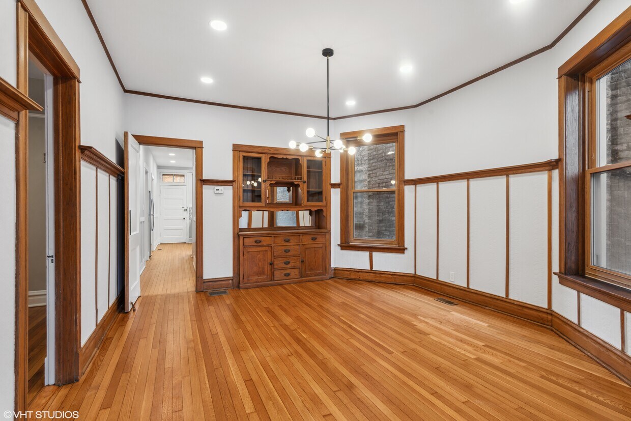 1472 W Farragut Ave Unit 1, Chicago, IL 60640 Apartments in Chicago