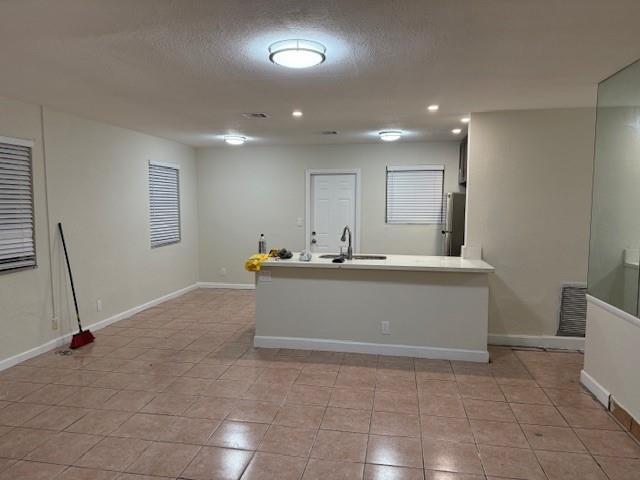 Building Photo - 640 SW 28th Dr