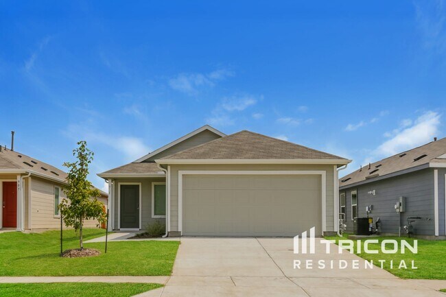 Building Photo - 911 Ponderosa Ln