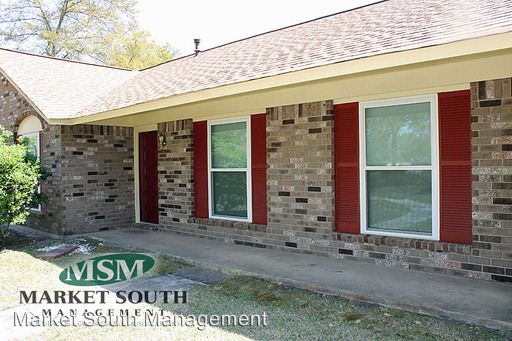 Building Photo - 10602 Sugarbush Rd