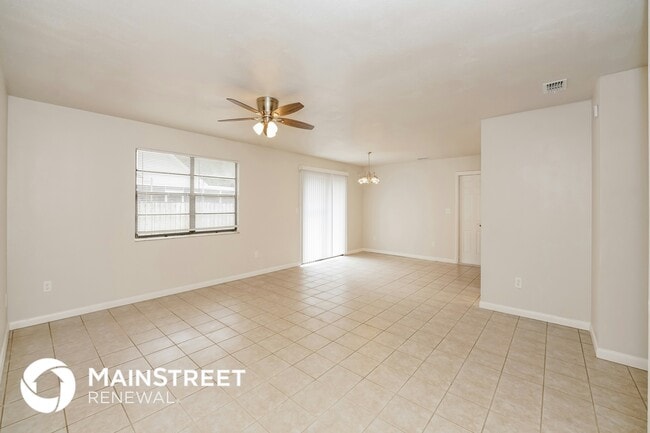 Building Photo - 4905 Volusia Ave