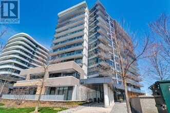 Building Photo - 85-1185 The Donway W