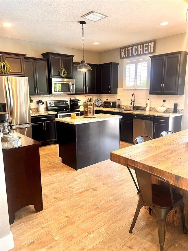 Foto del edificio - 12780 SW 224th St