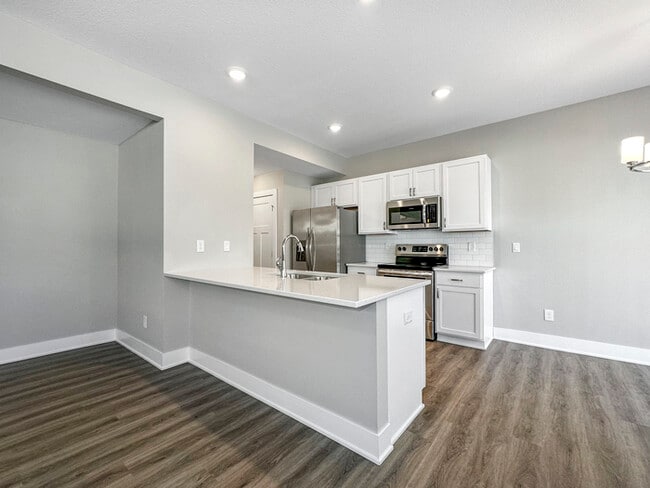 Building Photo - 1404 Mocking Bird Ln
