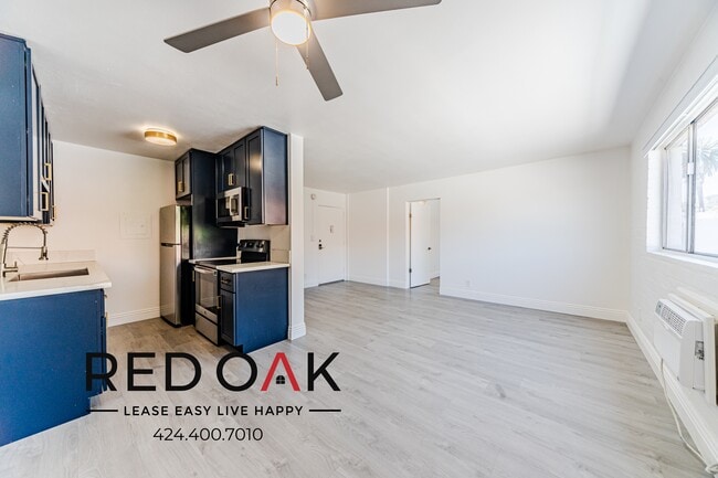 Foto del edificio - 1757 N Orange Dr
