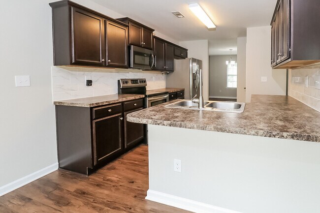 Foto del edificio - 2637 Cider Ridge Rd