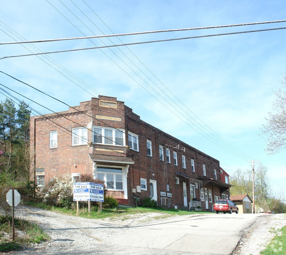 Primary Photo - Mueller Street Apartments