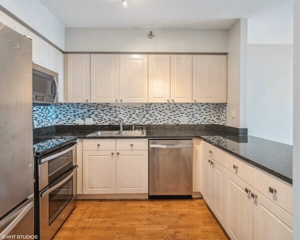 Foto del edificio - 512 N McClurg Ct