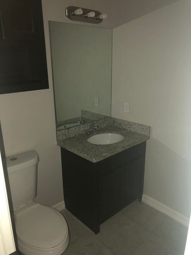 Building Photo - 20468 Westfield Dr