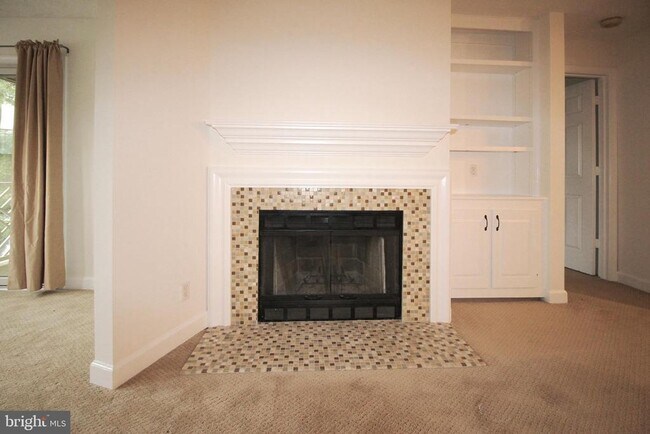 Foto del edificio - 3801 Ridge Knoll Ct